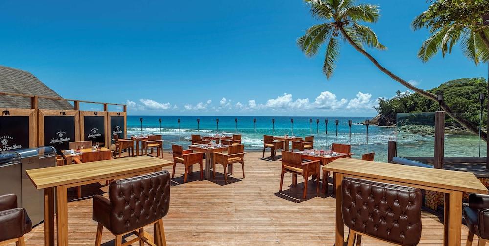 アバニ バーバロンズ セーシェル リゾート Grand Anse  エクステリア 写真