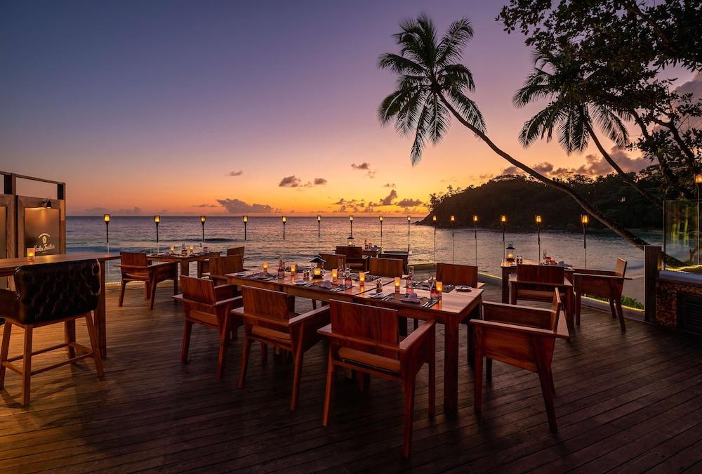 アバニ バーバロンズ セーシェル リゾート Grand Anse  エクステリア 写真